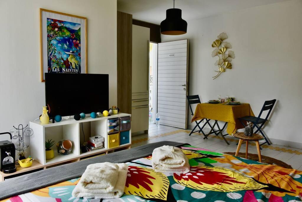Joli Manga Soley Studio Dans Tres Belle Residence Saint-Francois  Exteriér fotografie