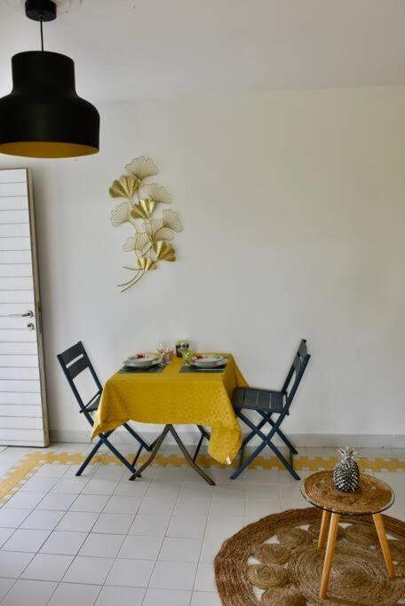 Joli Manga Soley Studio Dans Tres Belle Residence Saint-Francois  Exteriér fotografie